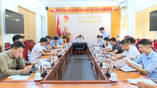 toàn cảnh và đại diện.jpg