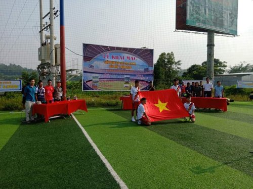 giai Bong đá tre TX.jpg